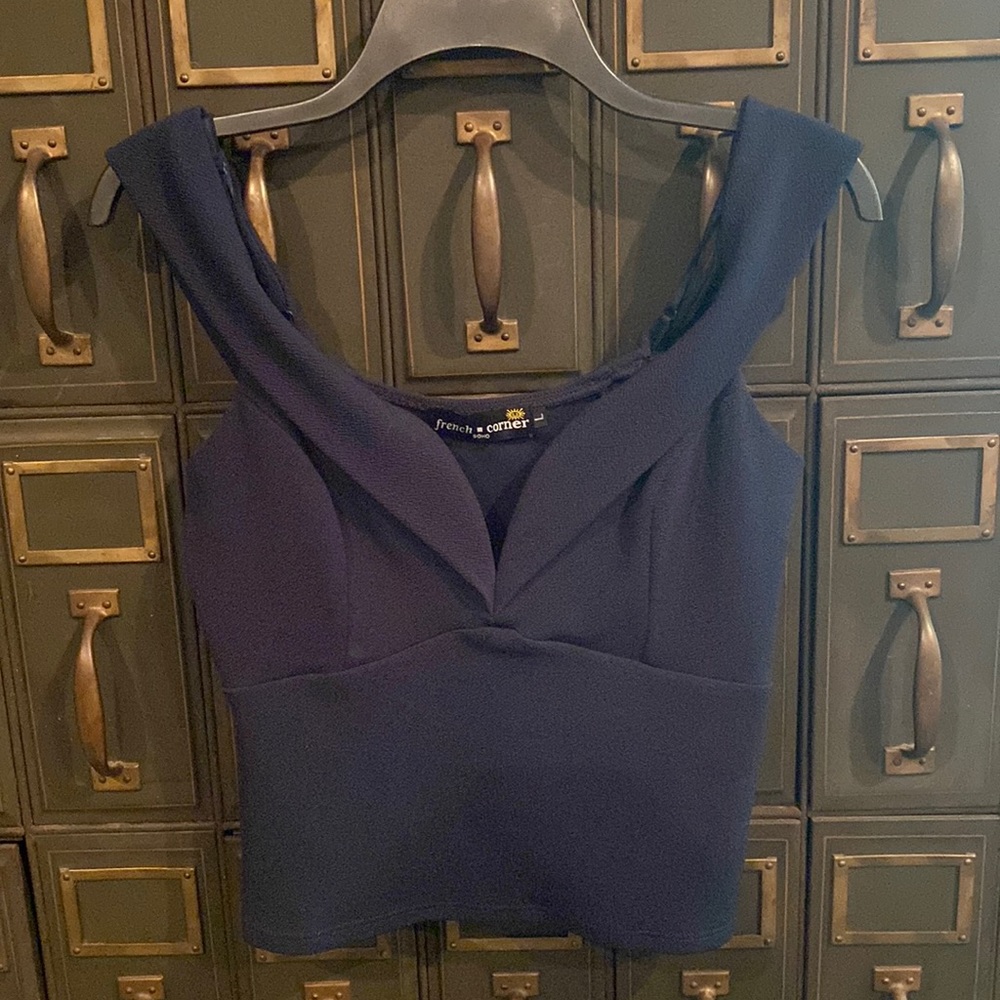 french corner top